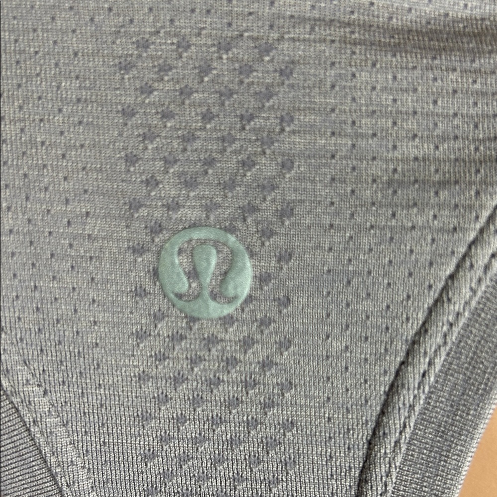 Lululemon Swiftlytech tank top - Picture 4 of 4